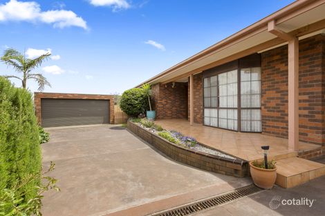 Property photo of 8 Karleen Court Mornington VIC 3931