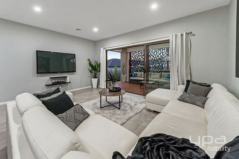 Property photo of 26 Towerhill Avenue Doreen VIC 3754