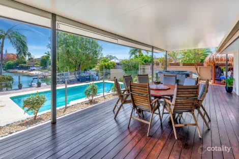 18 BERMUDA ST, BROADBEACH WATERS, QLD 4218