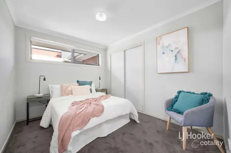 Property photo of 12/181 Riversdale Drive Tarneit VIC 3029