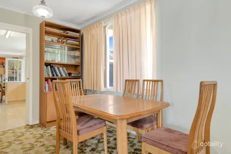 Property photo of 51 Walker Road Mount Waverley VIC 3149