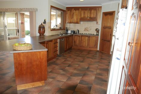 Property photo of 27 Romney Crescent Shepparton VIC 3630