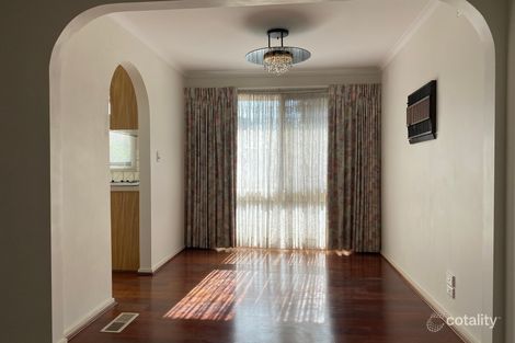 Property photo of 15 Clarke Crescent Wantirna South VIC 3152