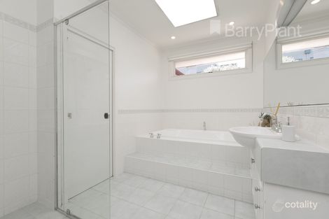 Property photo of 140 Lum Road Wheelers Hill VIC 3150