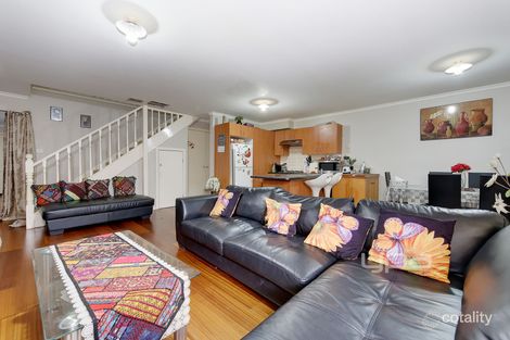 Property photo of 2/2 Silvertree Avenue Delahey VIC 3037