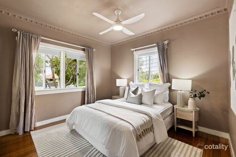 Property photo of 121 Wynnum North Road Wynnum QLD 4178