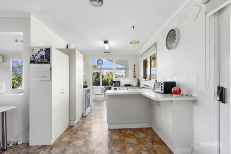 Property photo of 8 McCarthy Street Churchill VIC 3842