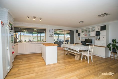 Property photo of 11 Eureka Place Seville Grove WA 6112