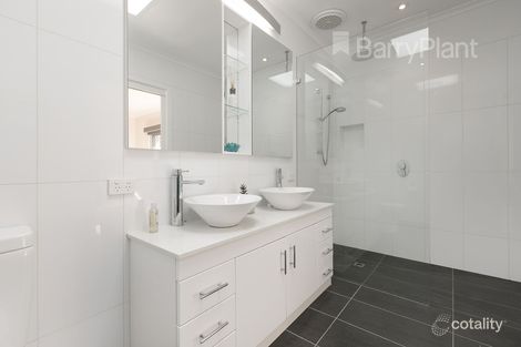 Property photo of 140 Lum Road Wheelers Hill VIC 3150