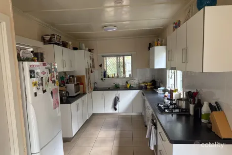 Property photo of 54 North Street Mount Lofty QLD 4350