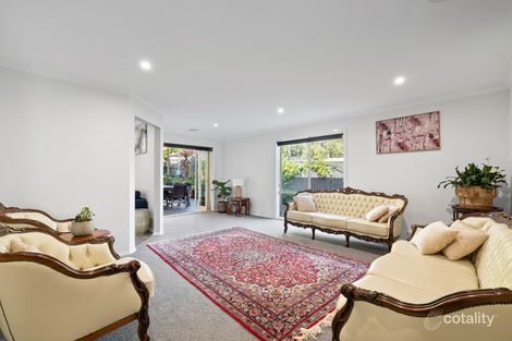 Property photo of 18 Constance Close Lysterfield VIC 3156