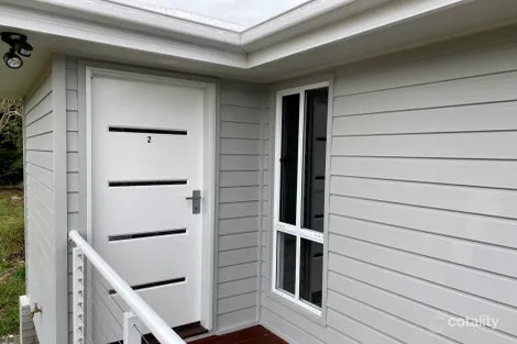 5 Green St, Booval, QLD 4304