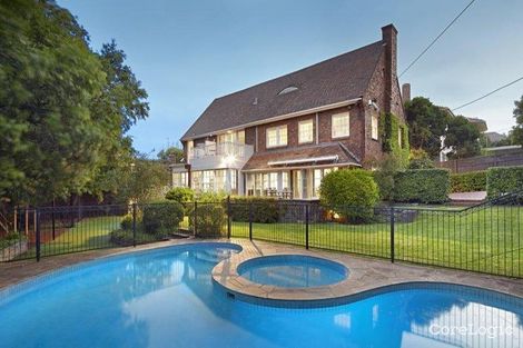 Property photo of 12 Macquarie Road Toorak VIC 3142