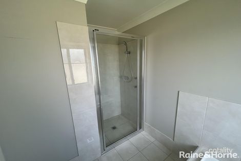 Property photo of 18 Lombardy Way Orange NSW 2800