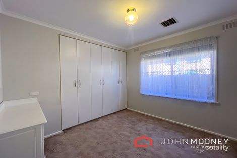 Property photo of 6 Fraser Street Mount Austin NSW 2650