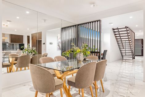 Property photo of 24 Elphinstone Way Wantirna South VIC 3152