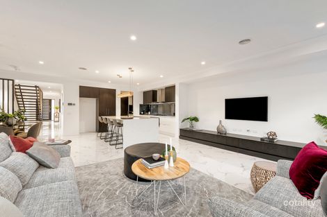 Property photo of 24 Elphinstone Way Wantirna South VIC 3152