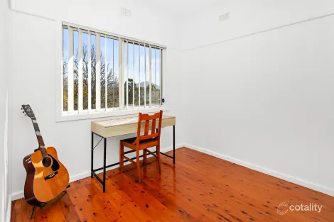Property photo of 86 Farmborough Road Unanderra NSW 2526