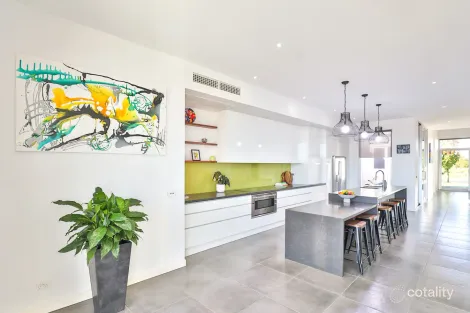 Property photo of 15 Dockside Drive Mildura VIC 3500