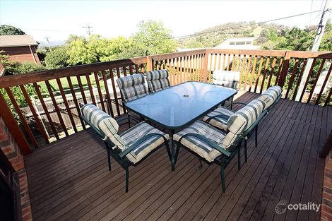 Property photo of 108 Jackie Howe Crescent Macarthur ACT 2904