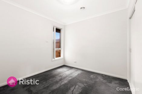 Property photo of 3 Delwyn Close Thomastown VIC 3074