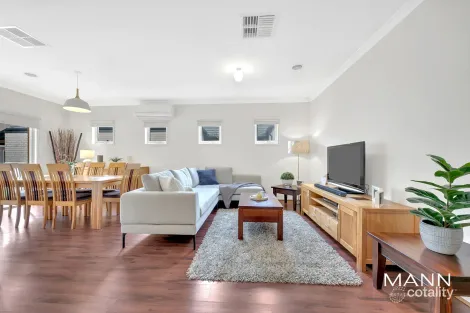 Property photo of 8 Gammage Boulevard Epping VIC 3076