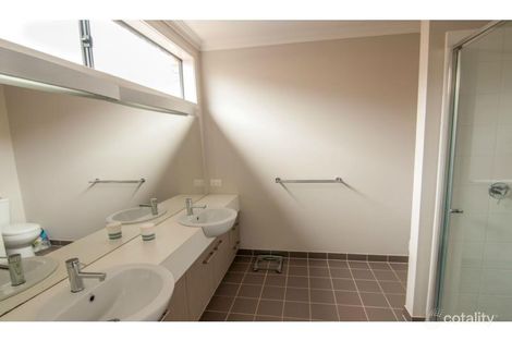Property photo of 42 Bailey Boulevard Koo Wee Rup VIC 3981