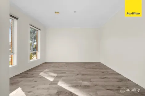 Property photo of 17 Arjun Avenue Harkness VIC 3337