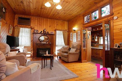 Property photo of 20 Shannon Avenue Hamlyn Heights VIC 3215