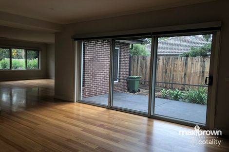 Property photo of 33 Frederick Street Croydon VIC 3136