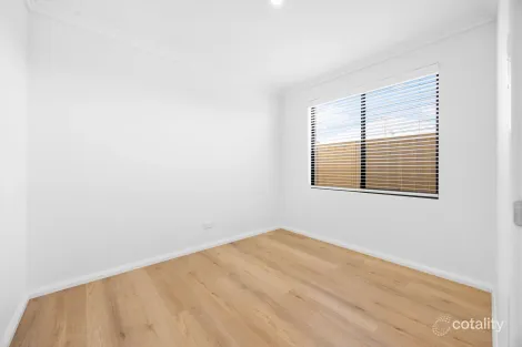 Property photo of 2/22 Susan Road Madeley WA 6065
