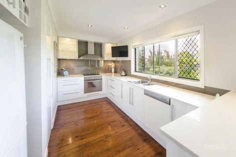 Property photo of 13 Catto Street Centenary Heights QLD 4350