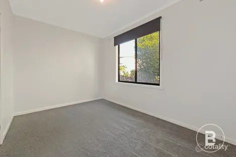 Property photo of 2 Churchill Avenue Ararat VIC 3377