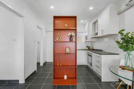 Property photo of 11/2 St Kinnord Street Aberfeldie VIC 3040