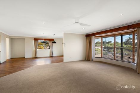 Property photo of 16 Lake Drive Meringandan QLD 4352