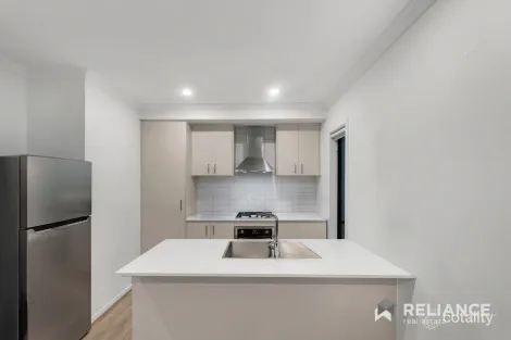 Property photo of 22 Cresthaven Road Tarneit VIC 3029