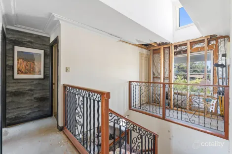 Property photo of 81 Winbin Crescent Gwandalan NSW 2259