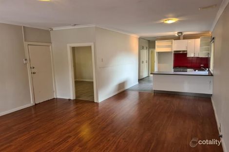 20 Dora St, Queens Park, WA 6107