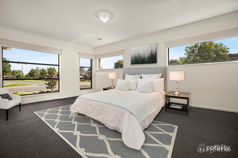 Property photo of 24 Wild Scotchman Way Cranbourne East VIC 3977