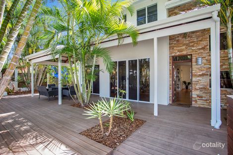 Property photo of 11 Sunrise Place Blacks Beach QLD 4740