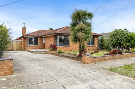 27 Acacia Cres, Melton South, VIC 3338