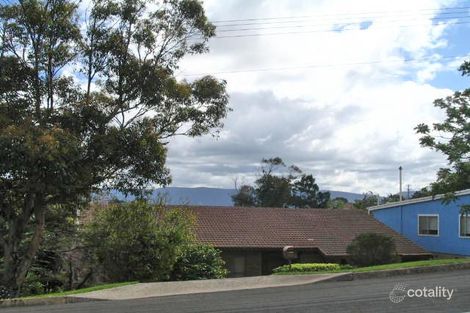 104 Lake Heights Rd, Lake Heights, NSW 2502