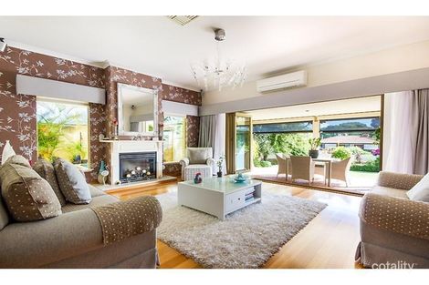 Property photo of 32 Challenger Road Madora Bay WA 6210