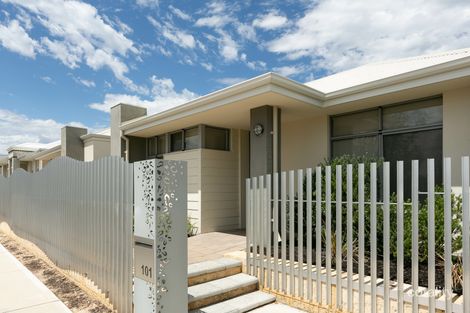 Property photo of 99 Cinnabar Drive Eglinton WA 6034