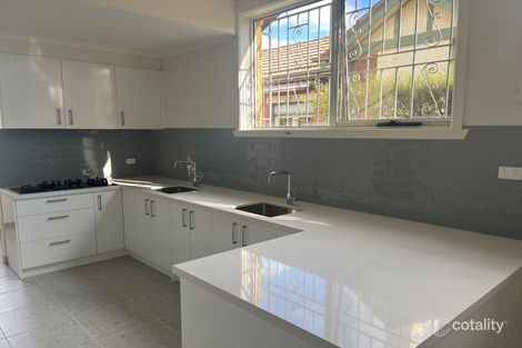 Property photo of 11 Holroyd Avenue St Kilda East VIC 3183