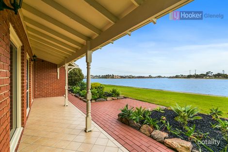 27 Lord Hobart Way, West Lakes, SA 5021