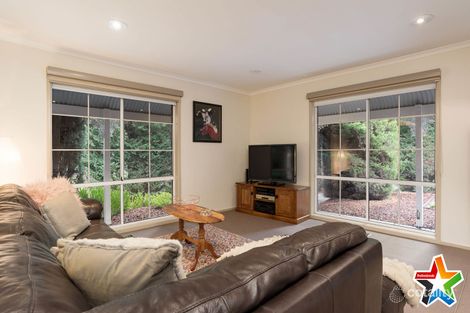 Property photo of 11 Drysdale Place Mooroolbark VIC 3138