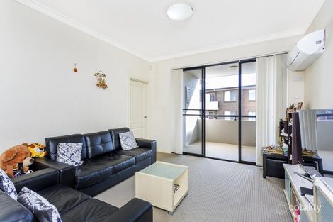 Property photo of 8/8-10 Lydbrook Street Westmead NSW 2145