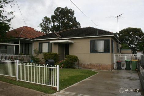 6 Wallace St, Sefton, NSW 2162