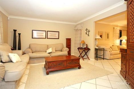 Property photo of 8 Kilburn Close Carindale QLD 4152